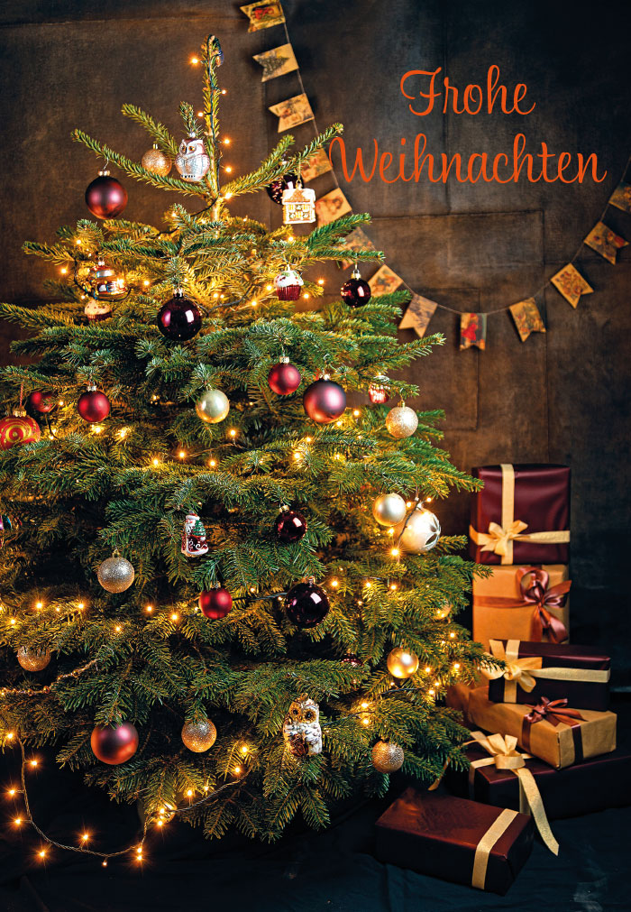 Weihnachten - Christbaum mit Kugeln und Lichter
