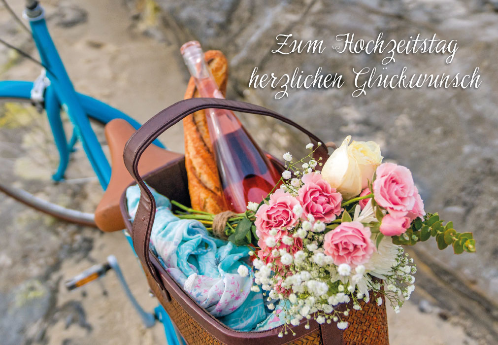 Hochzeitstag - Korb mit Blumen, Wein und Essen